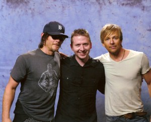Okay, this has nothing to do with what I'm writing, but over the weekend I did finally get to meet my two favorite actors Norman Reedus and Sean Patrick Flanery and even in my severely sleep deprived state I can tell you, these guys are awesome and are remarkably down to earth. 
